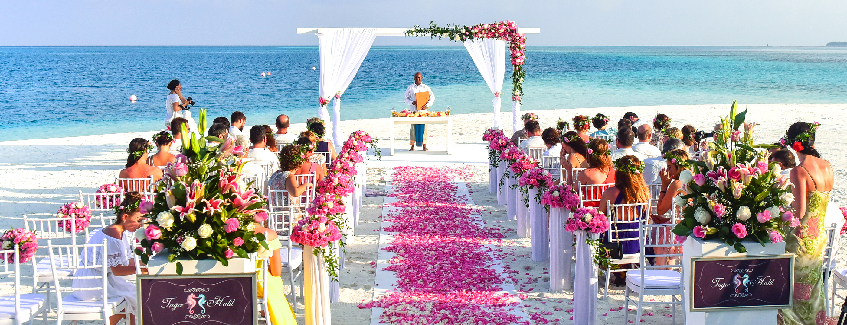 luv-life-travel-events-wedding-beach